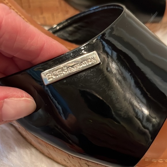 𝅺BCBGENERATION DOREENA Cork Wedge Platform Slides Women's Size 9 - Picture 2 of 14